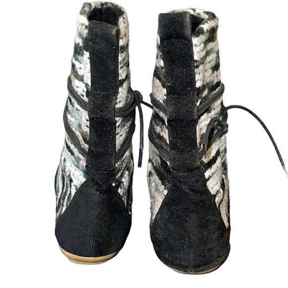 Shoes Of Soul Ladies Size 8 Multicolor Wool Faux Suede Ankle Boots - Picture 4 of 7